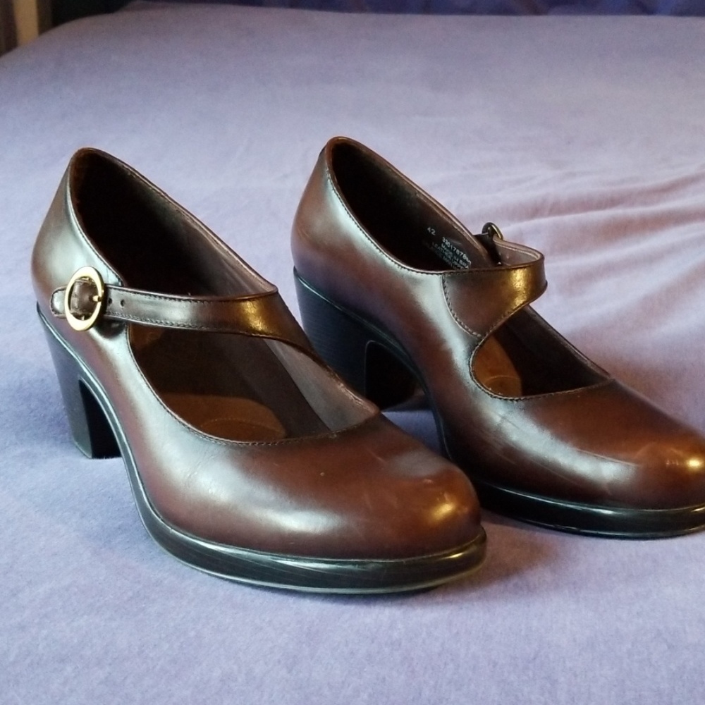 Dansko brown leather shoes